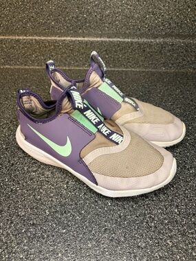 Nike Kids Slip-On Sneakers in Purple with Mint Swoosh